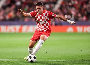 华体会华体会hth-记者：赫罗纳边卫古铁雷斯接受右脚踝手术，球员原本计划转会