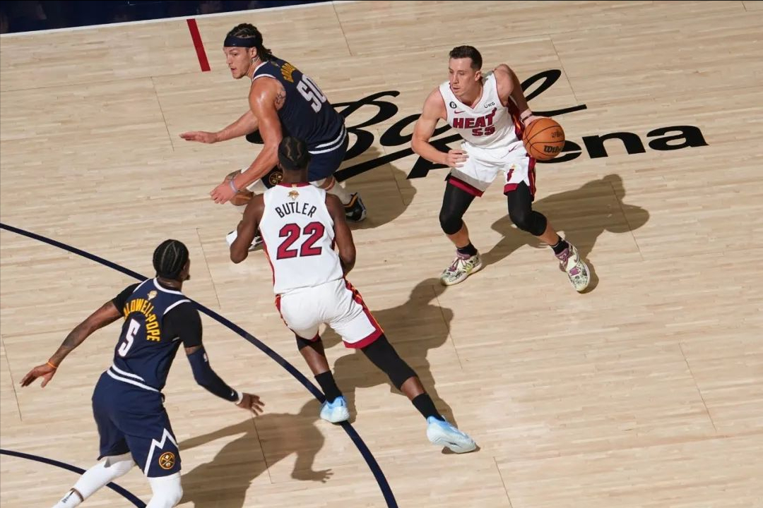 又来3笔签约！落选秀射手签3年4800万肥约，森林狼签约28+9+8老将